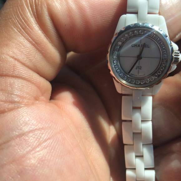 Chanel XS J12 Womens 30mm - Picture 1 of 5